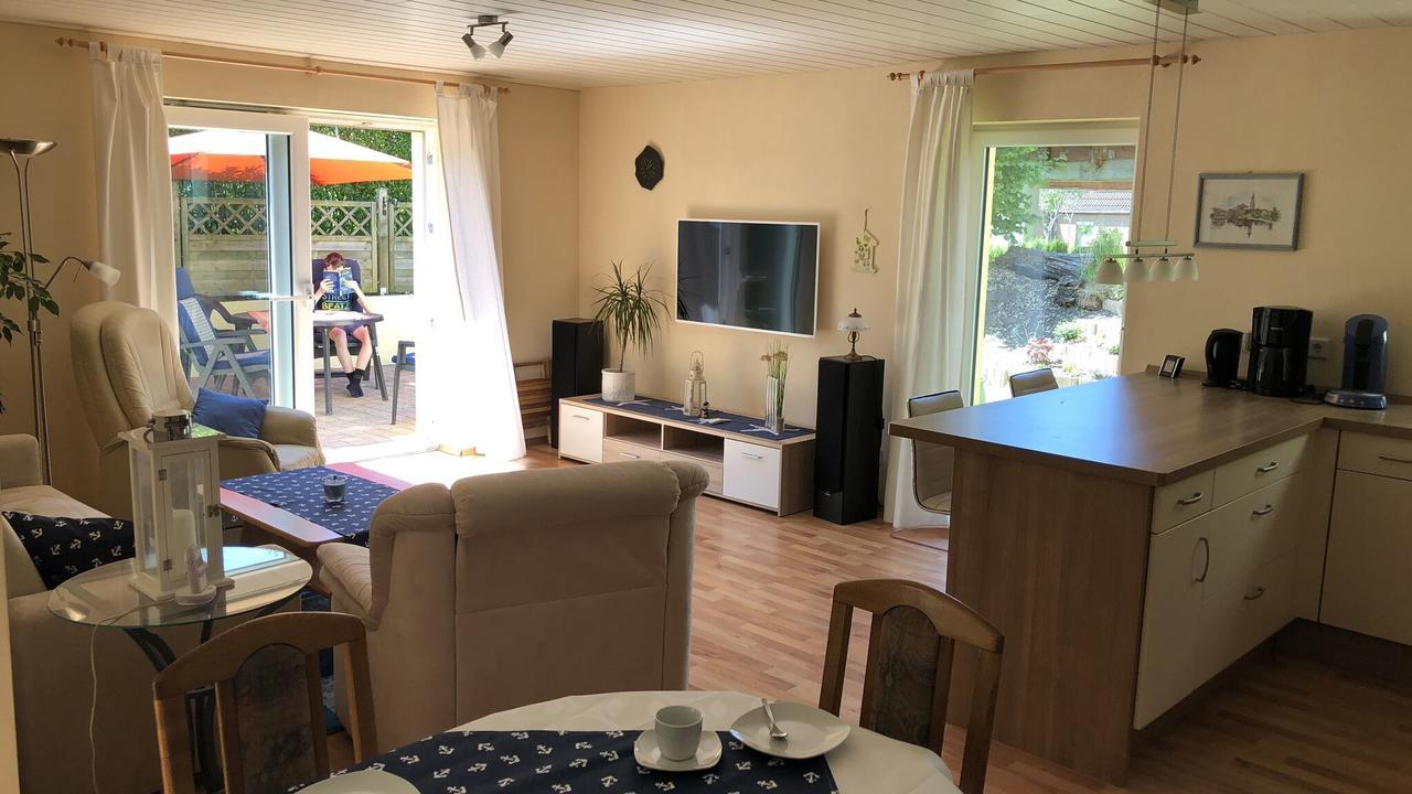 Ferienwohnung Moin Kiel Bagian luar foto